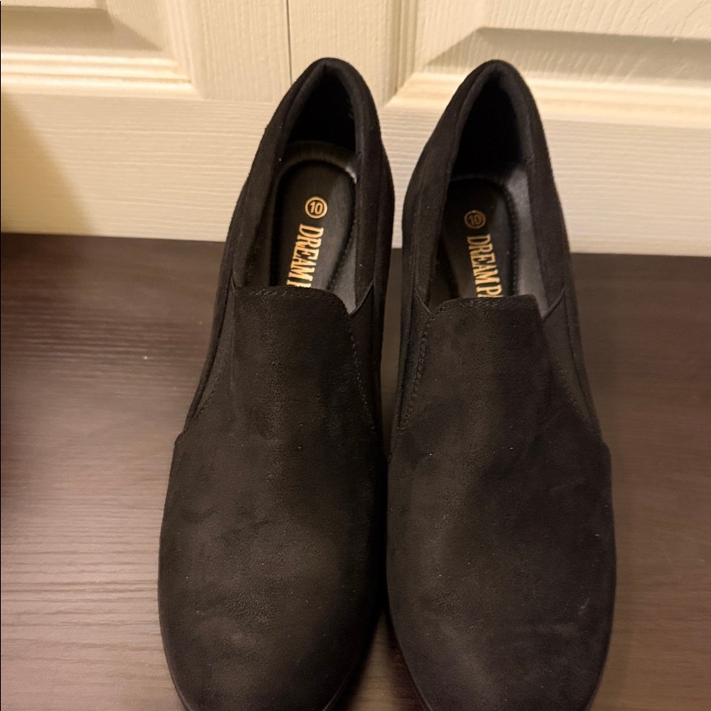Dream Pairs Black Suede Slip-On Flats